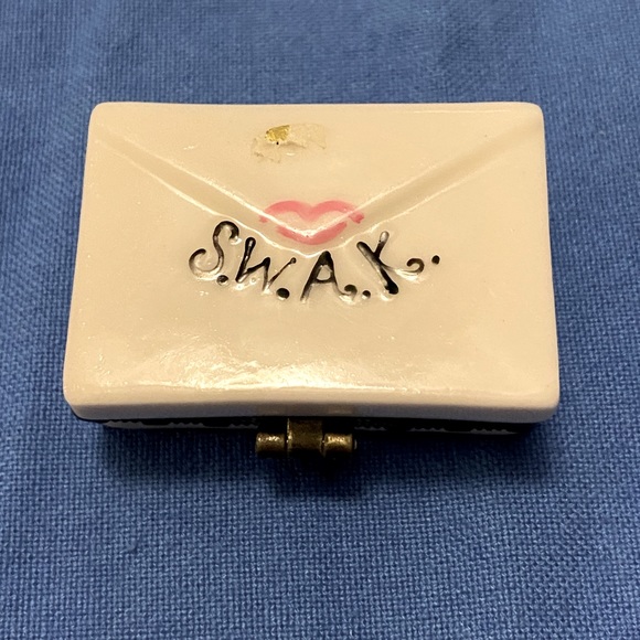 Vintage Santa letter, porcelain box with letter to Santa inside-must see - Picture 2 of 5